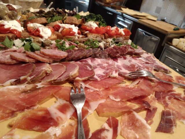 Tagliere Misto Antipasti #qualita#apericena#foodtruck#casteldilama